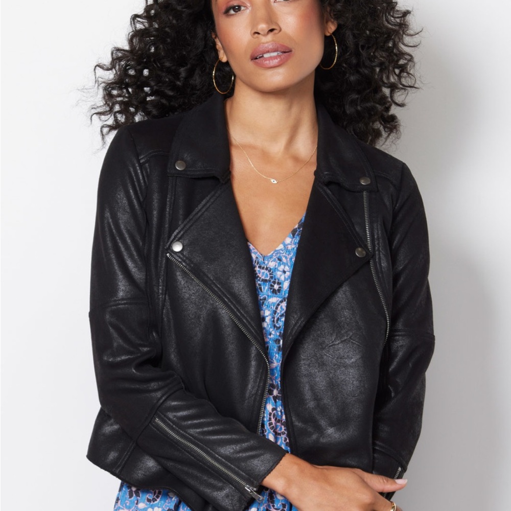 Evereve Marren Moro black leather jacket.